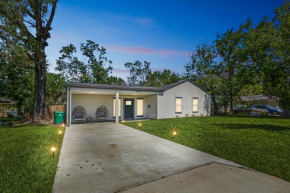 Spacious Houston Getaway Near Top Attractions home